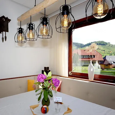 Gemuetliche Mit Sonnenterrasse * Bernau im Schwarzwald