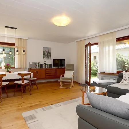 Gemütliche Mit Sonnenterrasse *